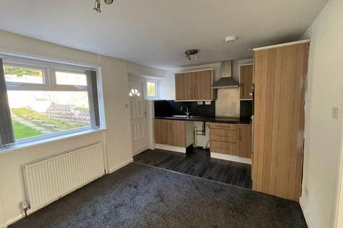 3 bedroom terraced house to rent, Upper Brow Road, Huddersfield