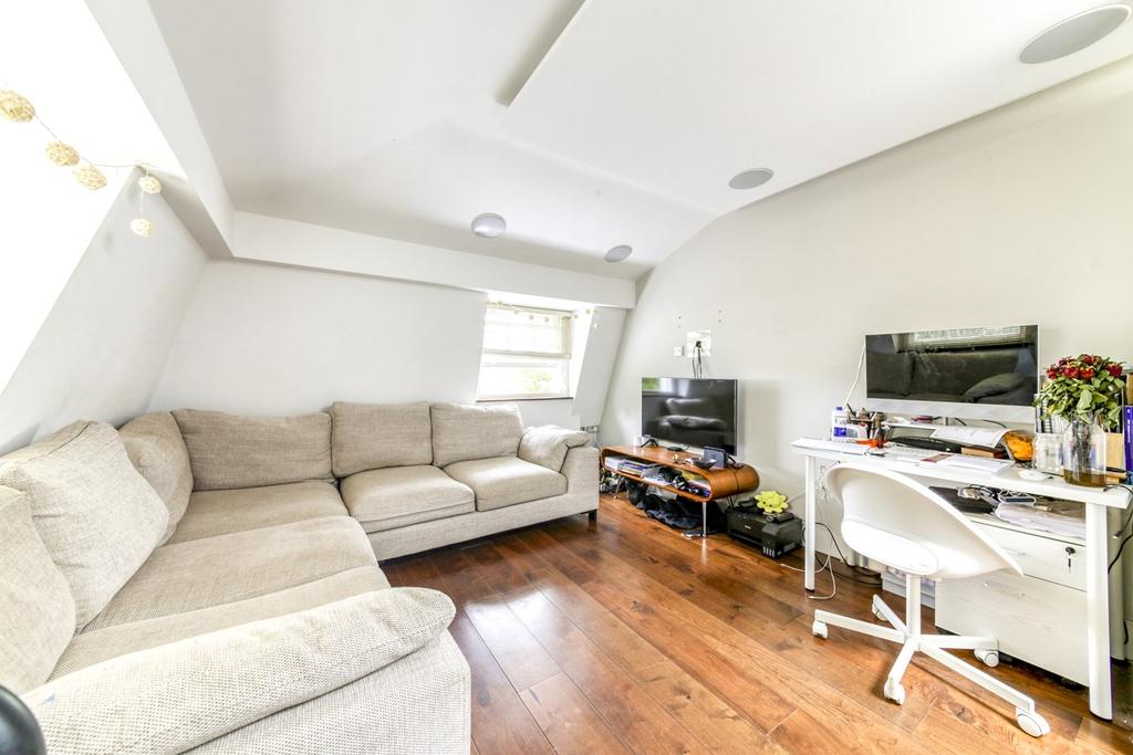 Upper Tulse Hill, London, SW2 1 bed flat £325,000