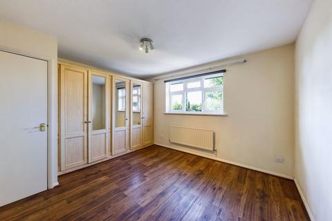4 Alder Drive, South Ockendon, RM15 6RD