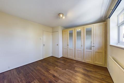 4 Alder Drive, South Ockendon, RM15 6RD