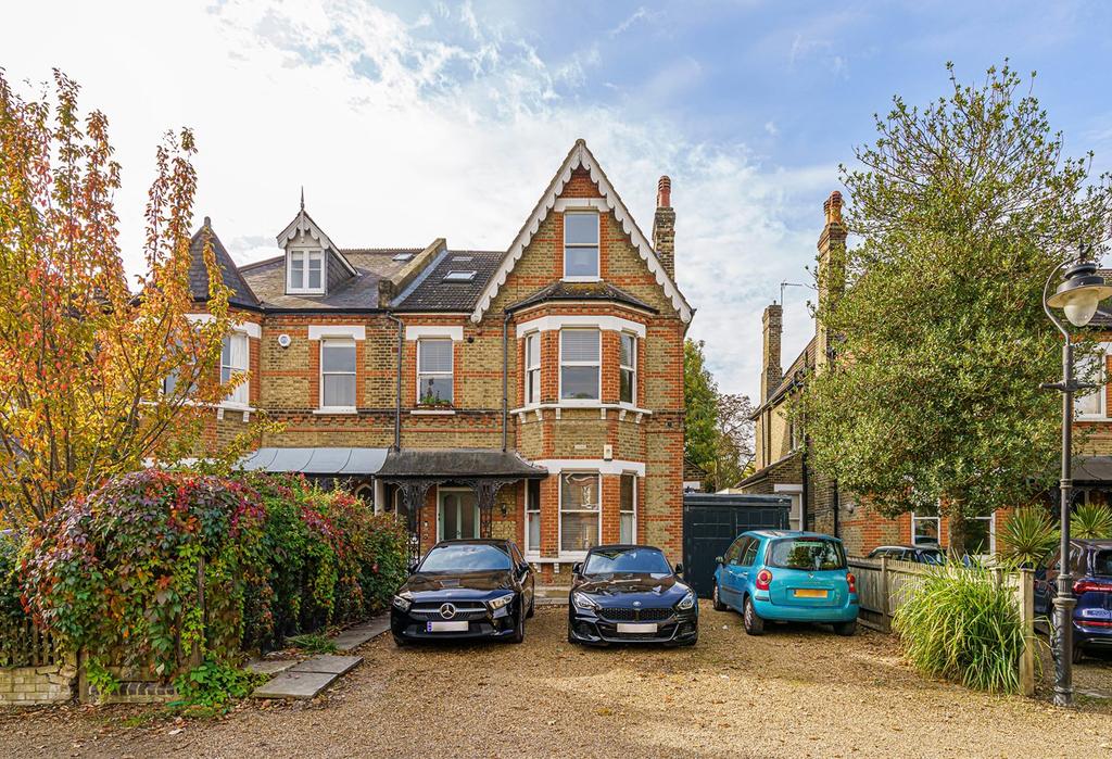 Barnmead Road, Beckenham, BR3 2 bed flat for sale £450,000