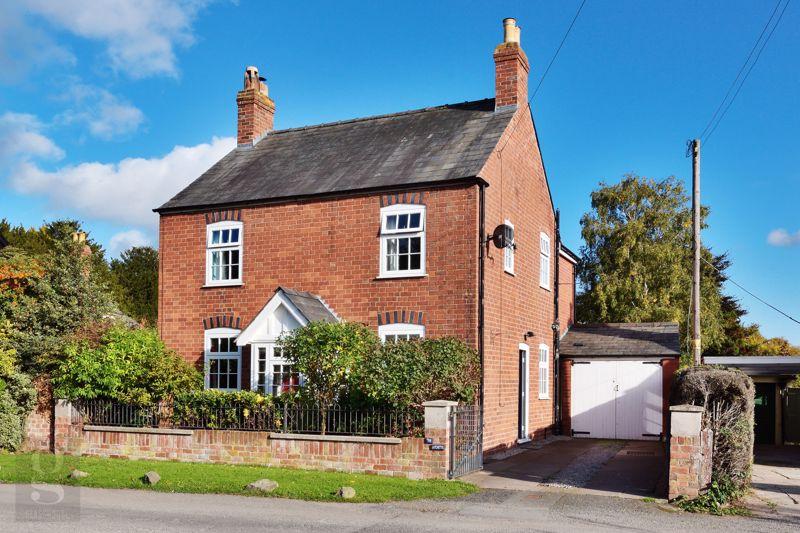 Burghill, Hereford, HR4 7RX 4 bed detached house £525,000