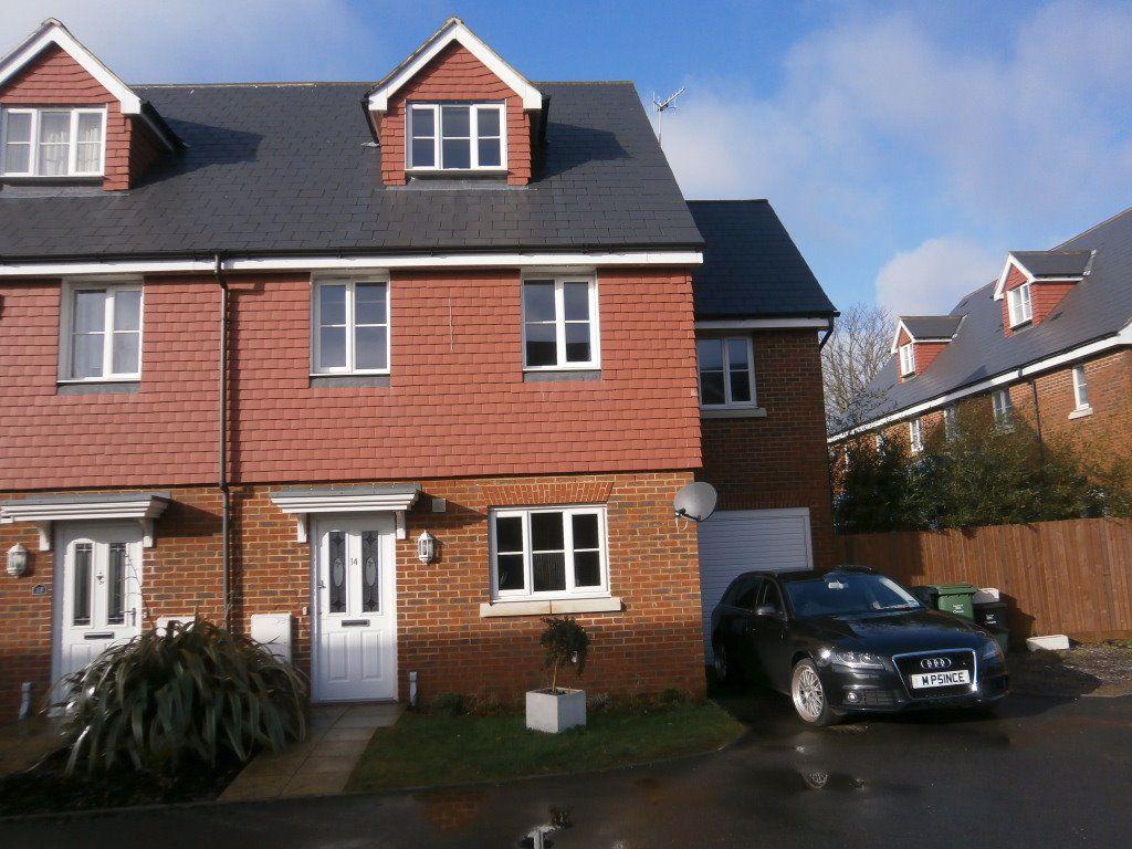 Nazareth Close, Bexhill on Sea 4 bed house £1,550 pcm (£358 pw)