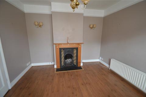 3 bedroom detached house to rent, Elmhurst Road, Slough, Berkshire, SL3