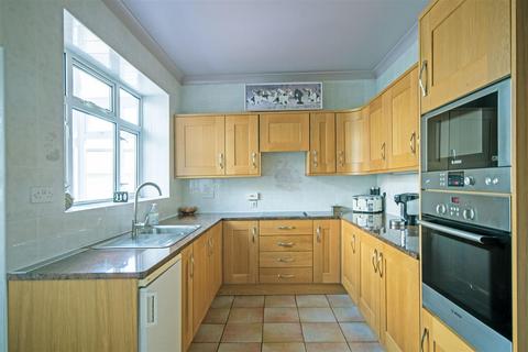 36 Hollyfield Road, Sutton Coldfield, B75 7SG