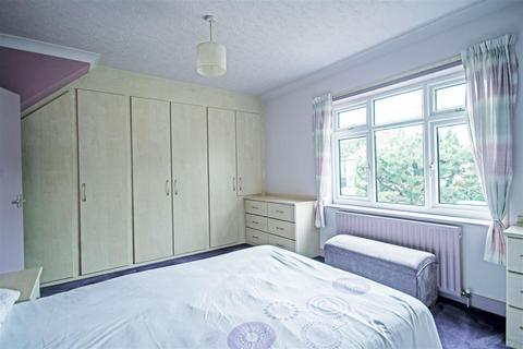 36 Hollyfield Road, Sutton Coldfield, B75 7SG