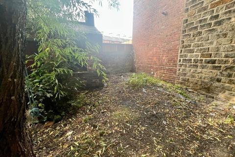 50 Dodworth Road, Barnsley, S70 6EB