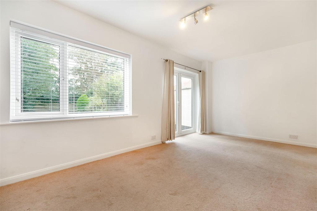 8524604-interior13.jpg