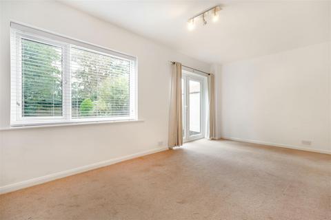 34 Bracken Road, York, YO24 1JT