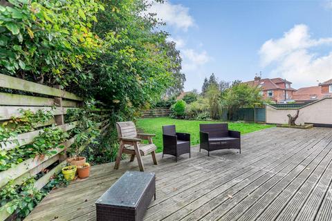 34 Bracken Road, York, YO24 1JT