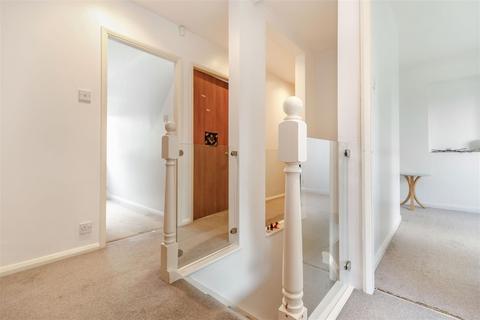 34 Bracken Road, York, YO24 1JT