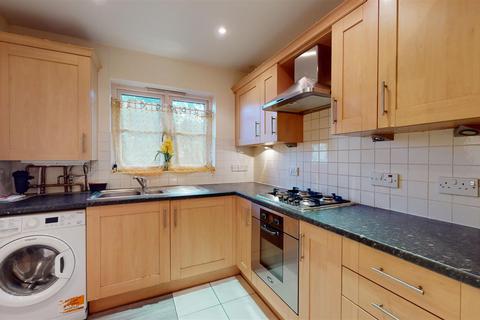 3 bedroom terraced house for sale - St. Augustines Park, Westgate-On-Sea