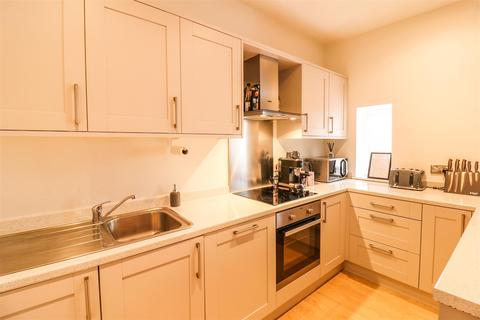 Apartment 3, Plymouth House The Square, Sawbridgeworth, CM21 9AE