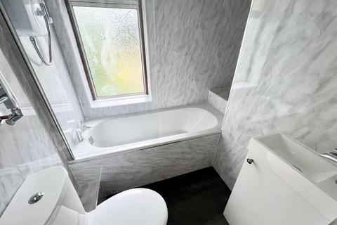 37 Deerlands Close, Sheffield, S5 8AE