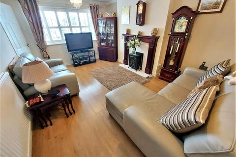 64 Bridle Crescent, Chapeltown, Sheffield, S35 2QX