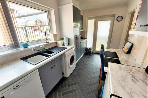64 Bridle Crescent, Chapeltown, Sheffield, S35 2QX