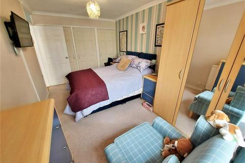 64 Bridle Crescent, Chapeltown, Sheffield, S35 2QX