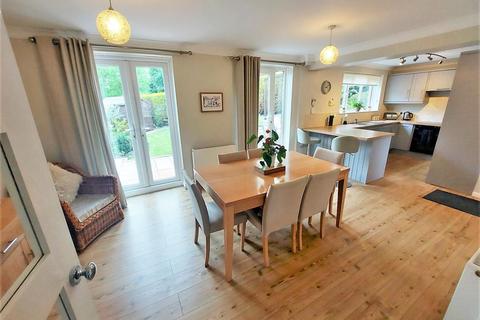 7 Admirals Crest, Scholes, Rotherham, S61 2SW