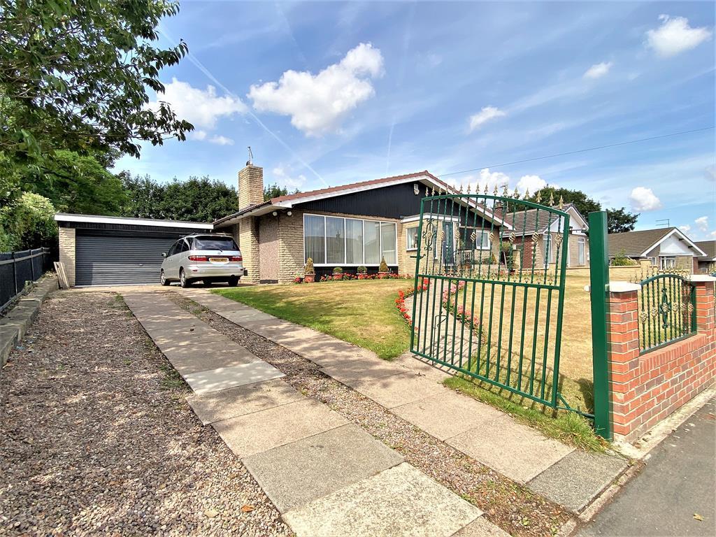 Highcliffe Drive, Swinton, Mexborough, S64 8LX 3 bed bungalow £360,000