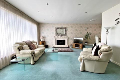 1 Highcliffe Drive, Swinton, Mexborough, S64 8LX