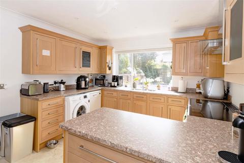 41 Ilex Way, Goring By Sea, Worthing, BN12 4UY