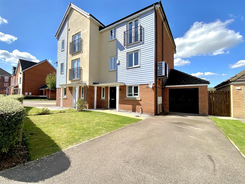 Fircrest Way, Wath Upon Dearne, Rotherham, S63 7GL 4 bed semidetached