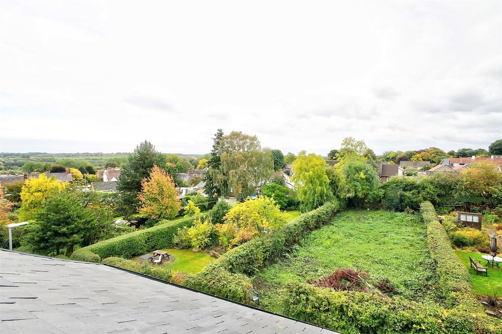 Orchard Terrace, Chester Le Street... 2 bed terraced house £180,000