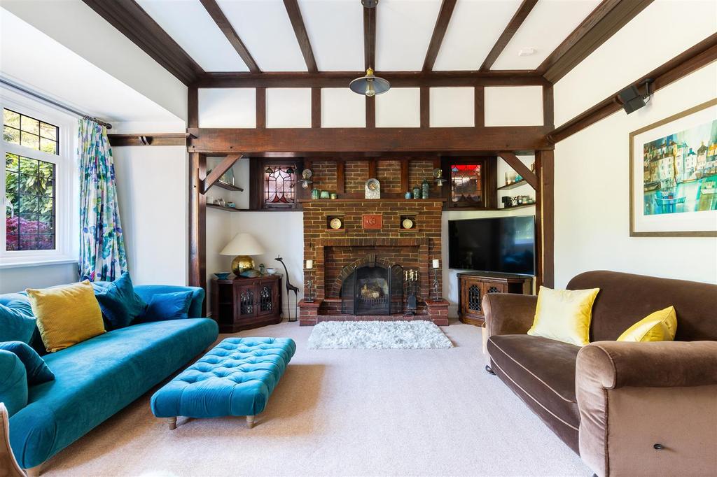 York Road, Cheam, Cheam 5 bed detached house for sale £1,300,000
