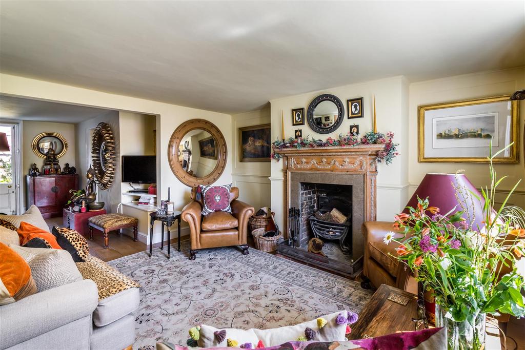 Rosemary Lane, Petworth 4 bed semidetached house £850,000
