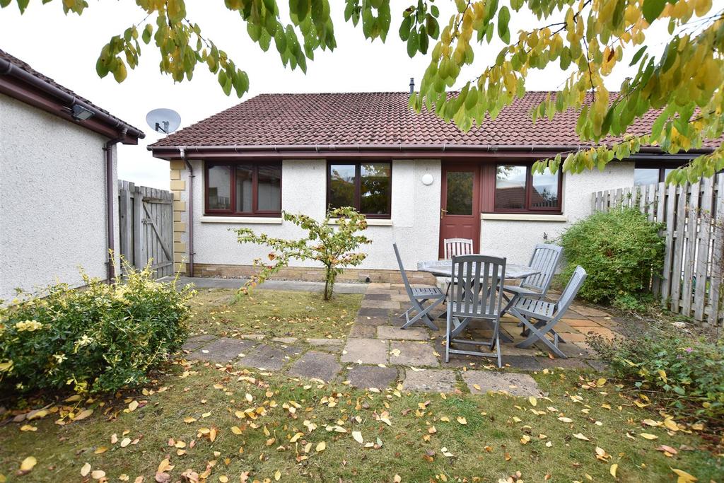 Rear of house (2).jpg