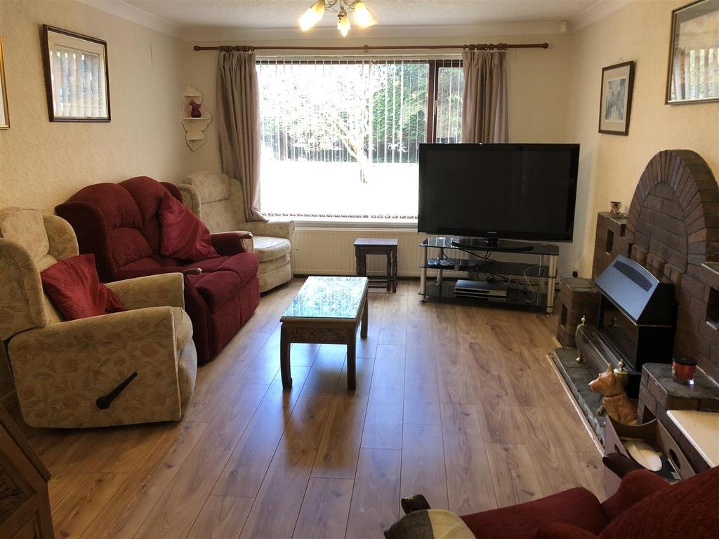 The Common, Parbold, Wigan 3 bed detached house for sale £295,000