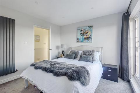 8 Broady Strap, Fremington, Barnstaple, EX31 2NP