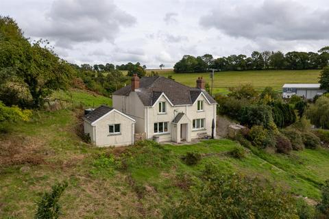 4 bedroom property with land for sale - Cenarth, Newcastle Emlyn