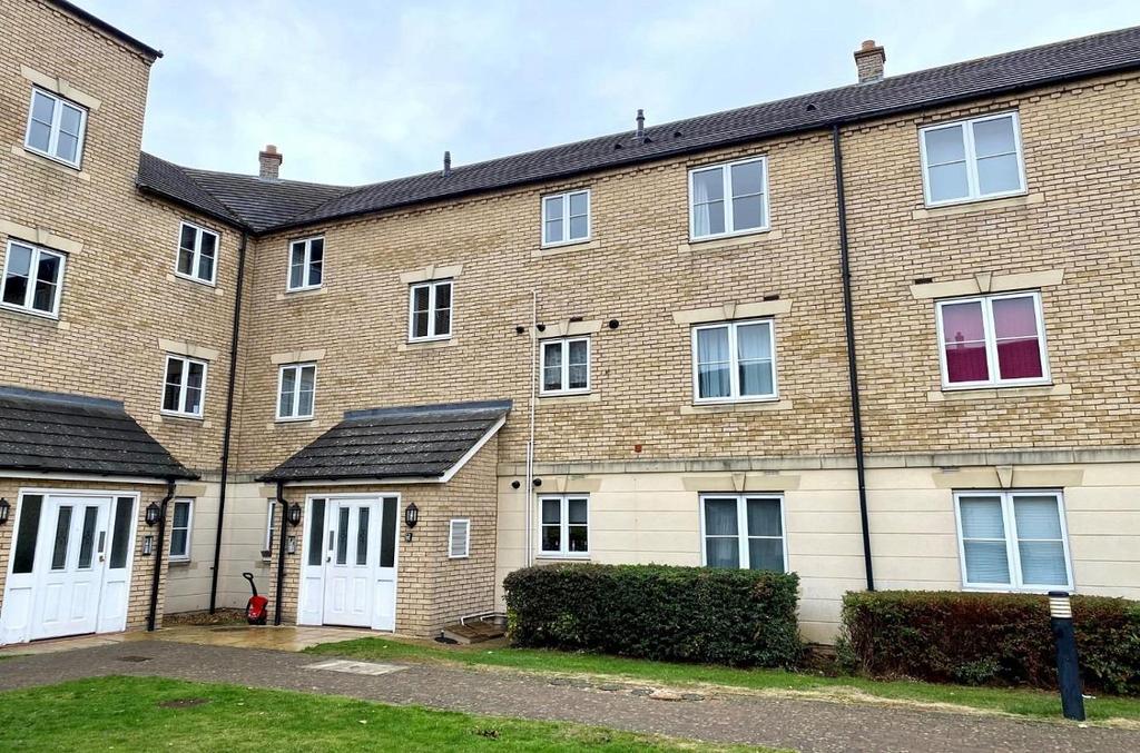 Baines Way, Grange Park, Northampton NN4 2 bed apartment for sale £