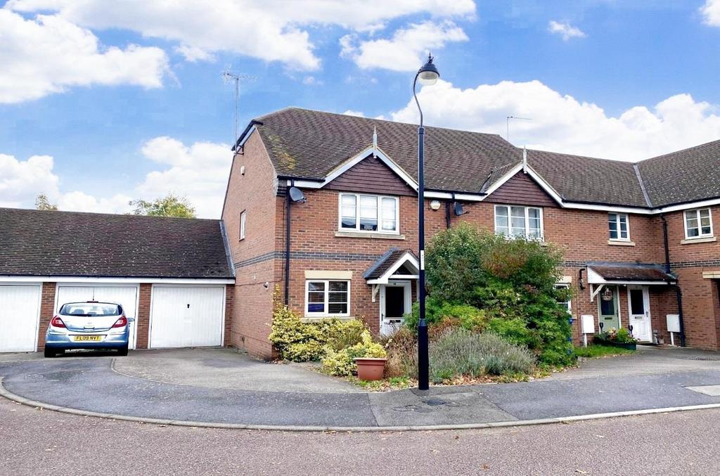 Meadowsweet Walk, Grange Park, Northampton NN4 3 bed end of terrace