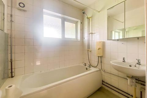 90 Babbacombe Road, Styvechale, Coventry, CV3 5PA