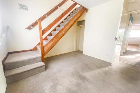 90 Babbacombe Road, Styvechale, Coventry, CV3 5PA