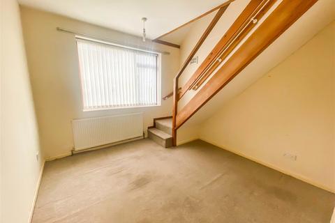 90 Babbacombe Road, Styvechale, Coventry, CV3 5PA