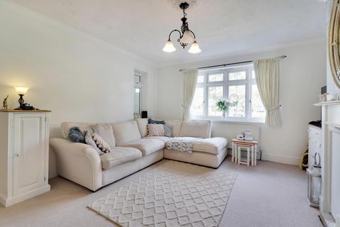 4 bedroom detached house for sale - The Oval, Sidcup, Kent, DA15 9ES