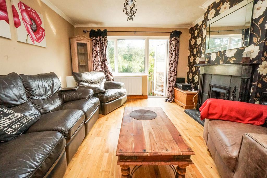 Oxford Road, St. LeonardsOnSea 4 bed terraced house £269,950