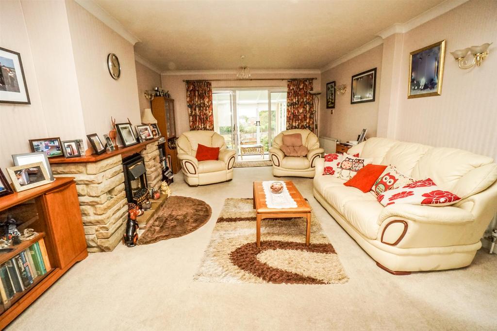 Hillside Road, Hastings 5 bed detached house £430,000