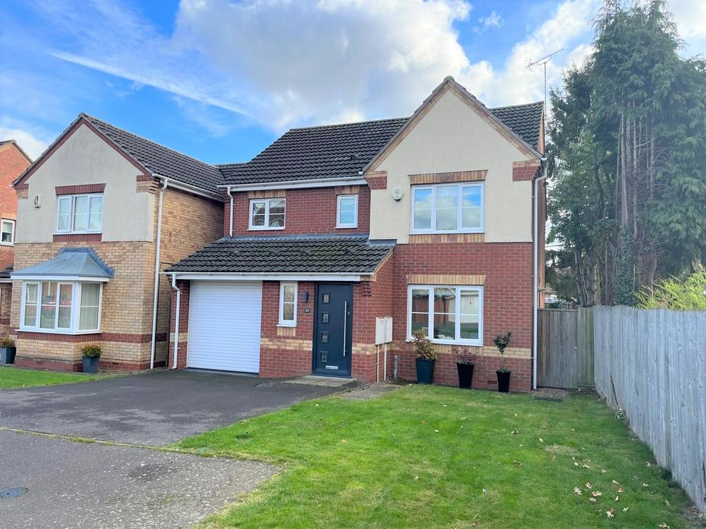 Larkspur Grove, Bedworth 4 bed detached house £329,950