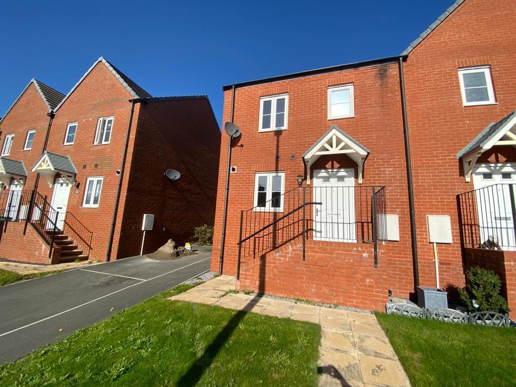 Iscoed, Llanelli 3 bed semidetached house £800 pcm (£185 pw)