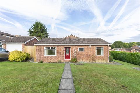 2 bedroom detached bungalow for sale - Weston Close, Chesterfield