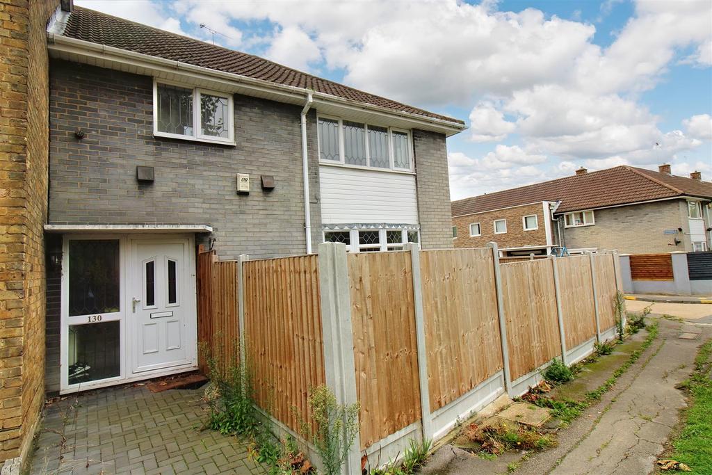 Pin Mill, Basildon 4 bed semidetached house £389,995