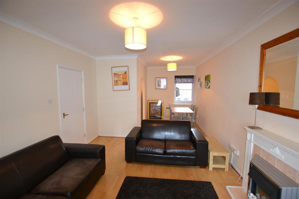 Waterloo Road, Liverpool 2 bed apartment £925 pcm (£213 pw)