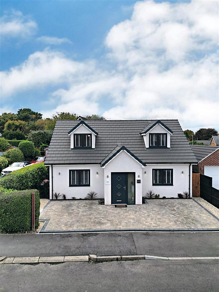 Holly Walk, Baginton, Coventry 3 bed detached house £475,000