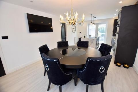 Cadies Holly Walk, Baginton, Coventry, CV8 3AE