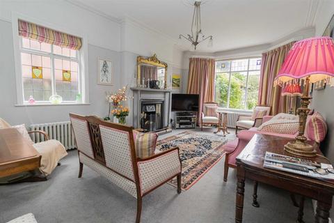 115 College Road, Manchester, M16 0AB