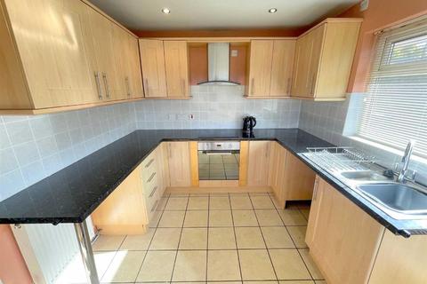 3 bedroom detached bungalow for sale - Cornhill Gardens, Leek